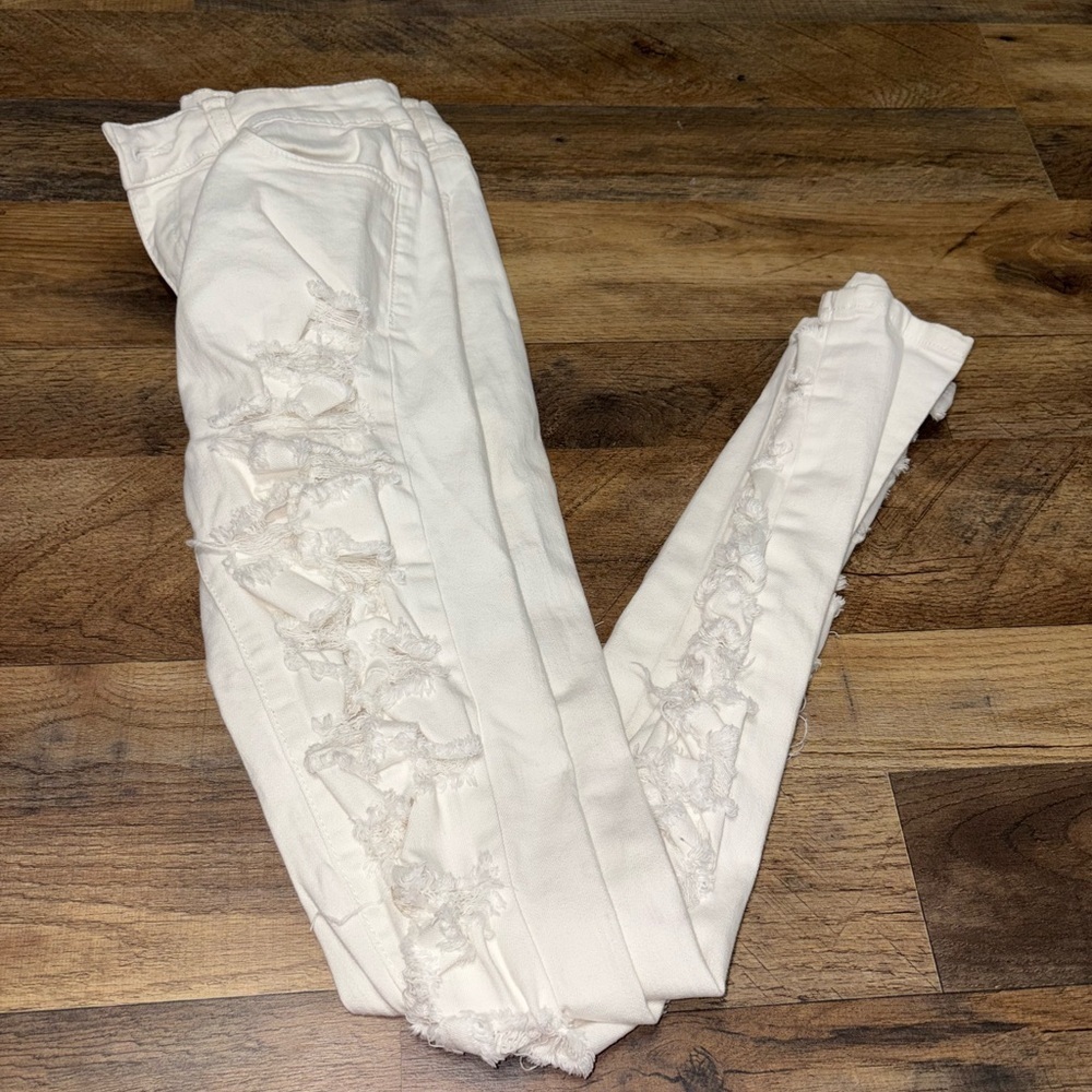 🔥 LITZ White Shredded Skinny Jeans – Size Small 🔥